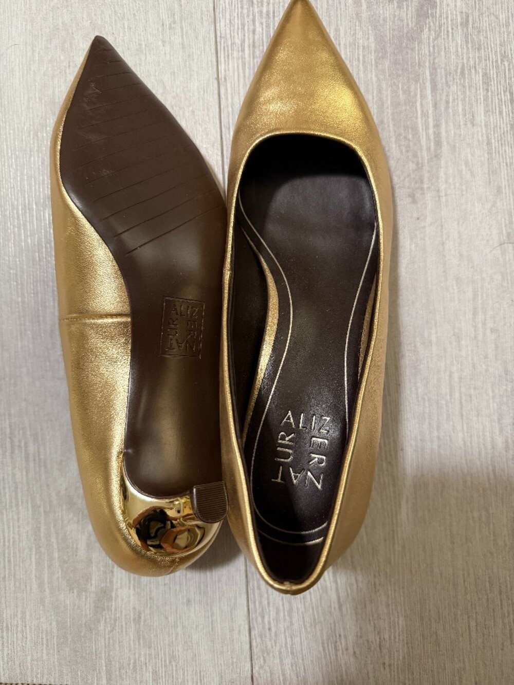 Gold Naturlizer Kitten Heel Pumps - Size 9